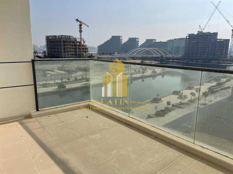 13 1MONTH FREE! / Stunning Unit with Sea View and Maid's Room