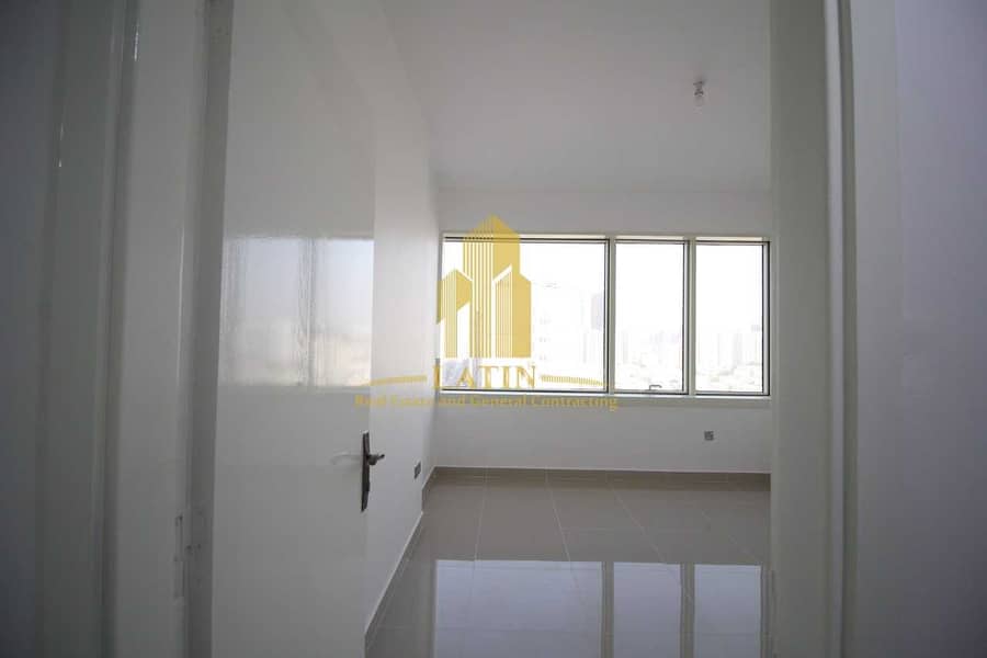 32 NO COMMISSION!  1MONTH FREE !Three Bedroom Apartment with Maids room & Balcony in Al Falah Street for 65K ONLY!