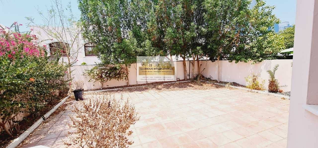 16 Well Priced! Big Lovely Garden! 6BHK in Khalidiya