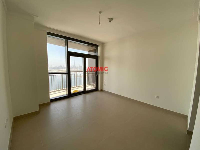 15 Amazing  View Low Floor Close Kitchen 2BR For Rent