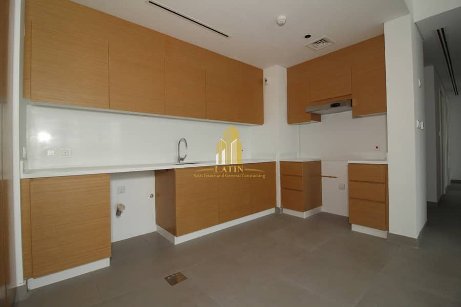 5 Modern Sea view 2 Bedroom + Maid's apartment | Balconies & facilities with availability of parking !