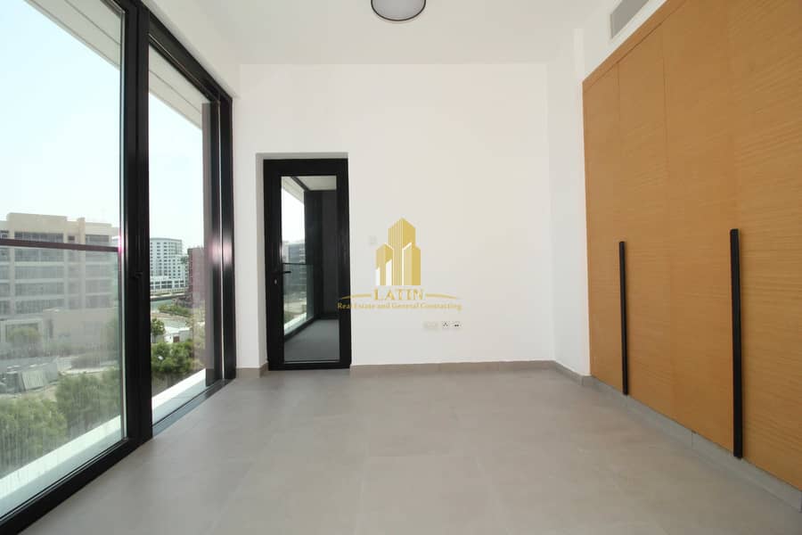 11 Modern Sea view 2 Bedroom + Maid's apartment | Balconies & facilities with availability of parking !