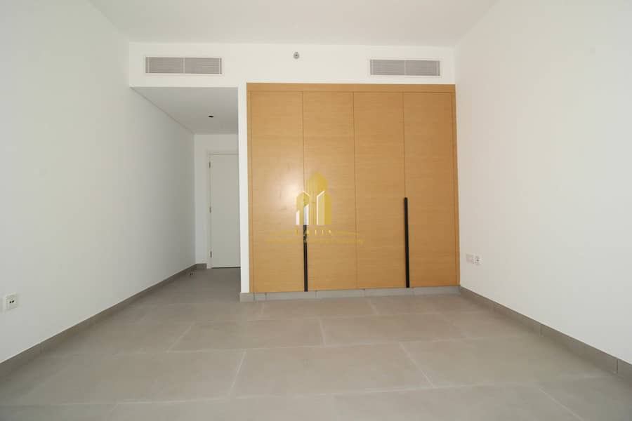 15 Modern Sea view 2 Bedroom + Maid's apartment | Balconies & facilities with availability of parking !