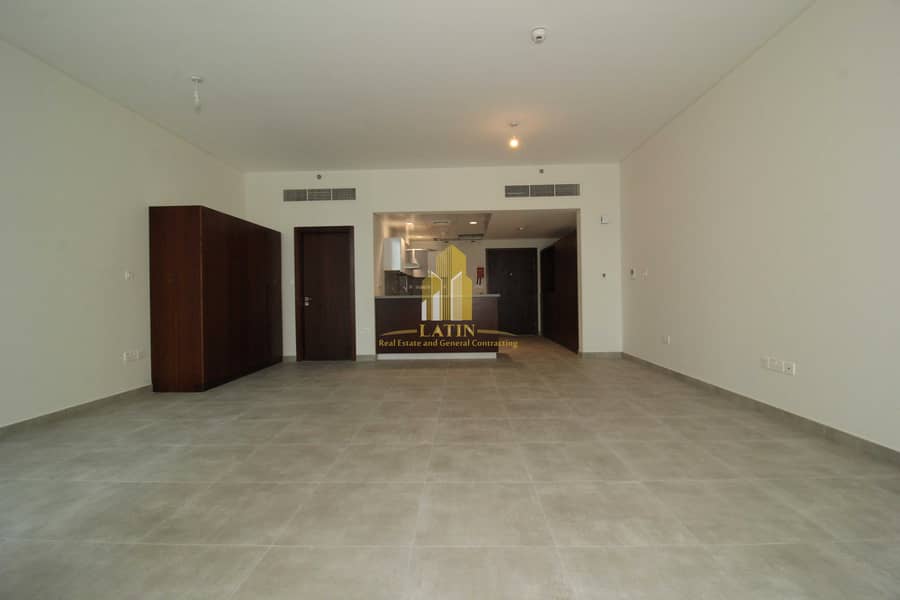 4 Bright & Modern Studio apartment with balconies & clean luxurious finishes !