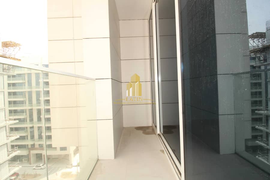 19 SEA view luxurious & modern  2 BR + Maid's apartment  ! With balconies & facilities !