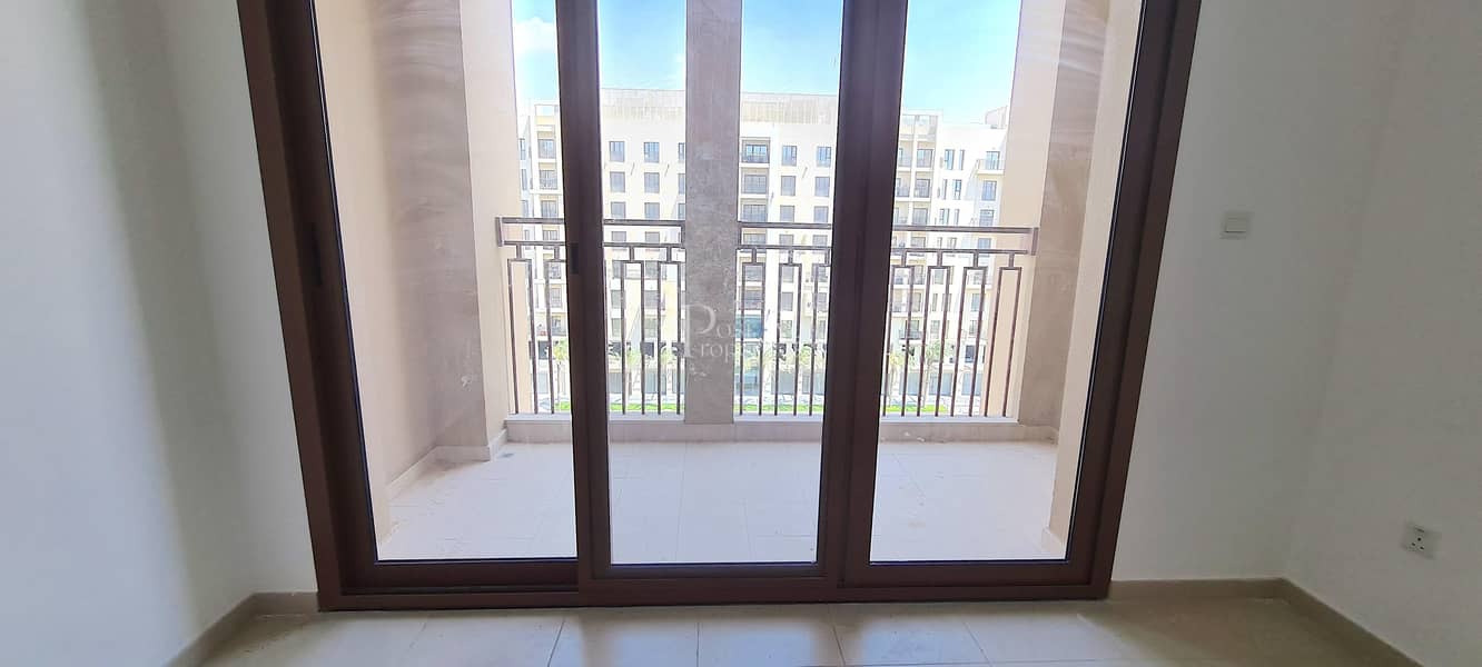 6 Exclusive magnificent 1BR with balcony