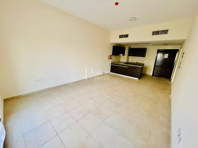 4 Vacant one bedroom with huge Terrace | Call Now