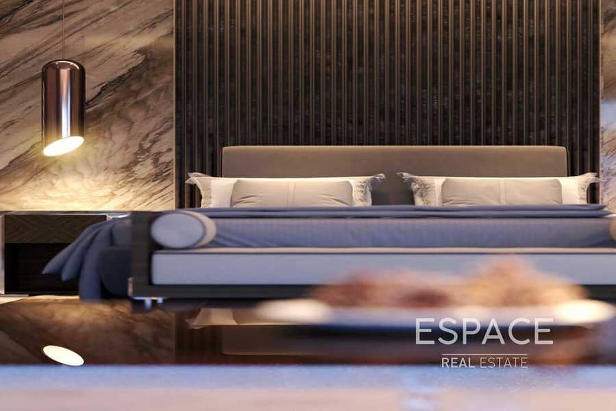 7 Bespoke 6 Bed Luxury Waterfront Villa | Hand Over 2022