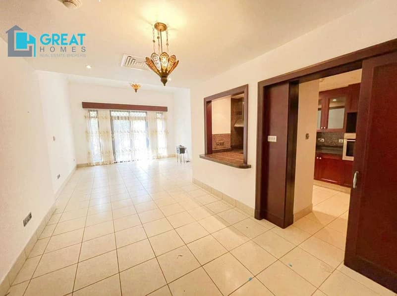 6 BURJ KJHALIFA VIEW | SPACIOUS ONE | READY TO MOVE IN