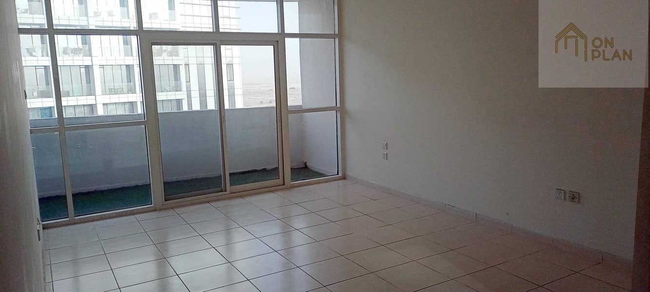 APARTMENT FOR RENT IN ROYAL RESIDENCE 1 APARTMENT FOR RENT IN ROYAL RESIDENCE 1