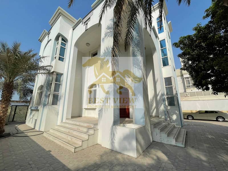 Spacious  Villa 5 Bedrooms with Big Parking Place in Al Muroor .