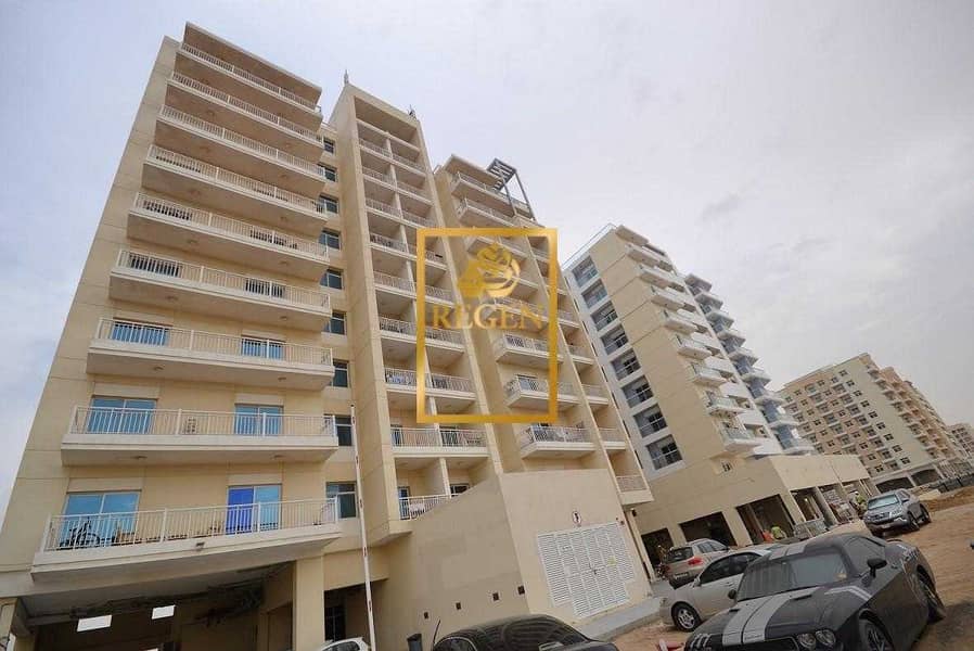 One Bedroom Hall Apartment For Rent in Liwan with in Queue Point
