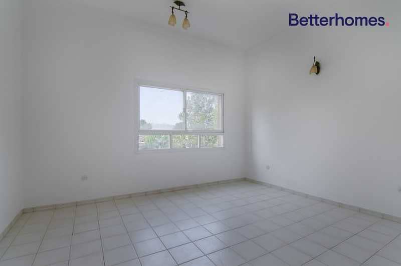6 Stand Alone | Bright & Spacious | Private Garden