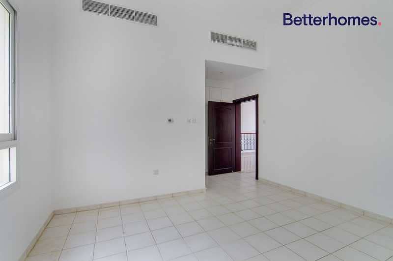 11 Stand Alone | Bright & Spacious | Private Garden