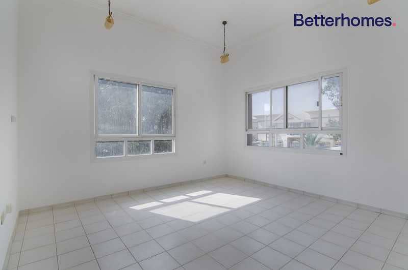 13 Stand Alone | Bright & Spacious | Private Garden