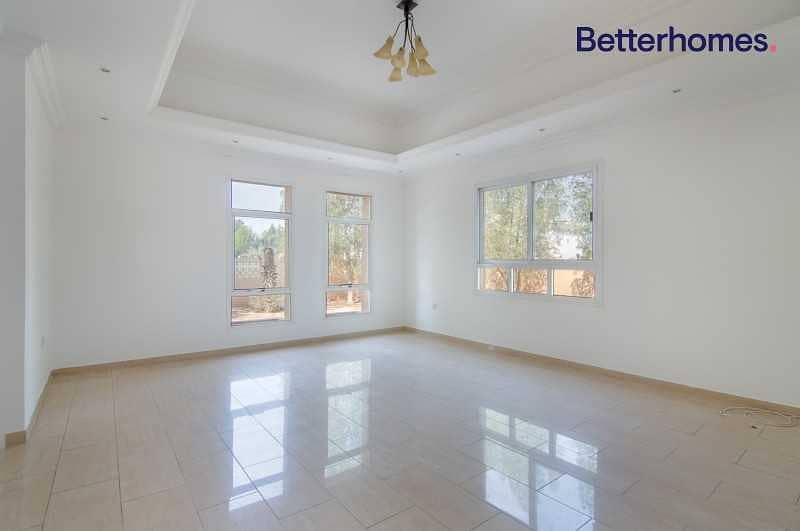 18 Stand Alone | Bright & Spacious | Private Garden