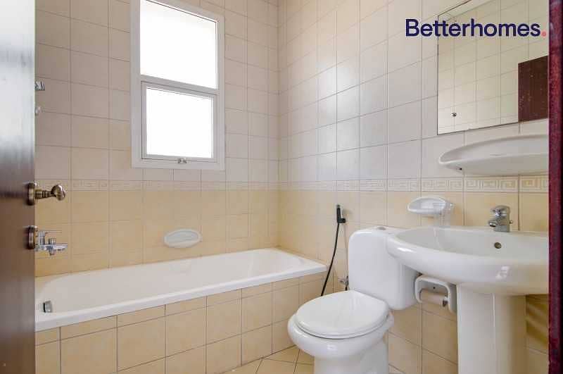 20 Stand Alone | Bright & Spacious | Private Garden