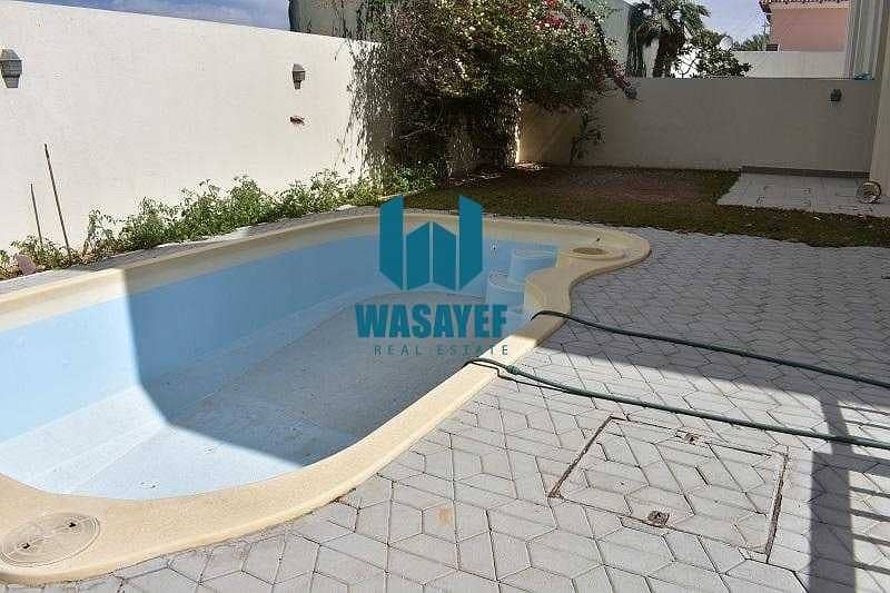 Independent Luxury 4 Bed Villa With Private Pool & Garden