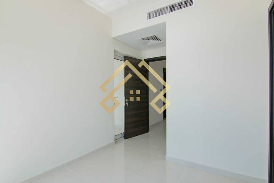 3 Fabulous  3 Bedroom Townhouse For Rent. . !!