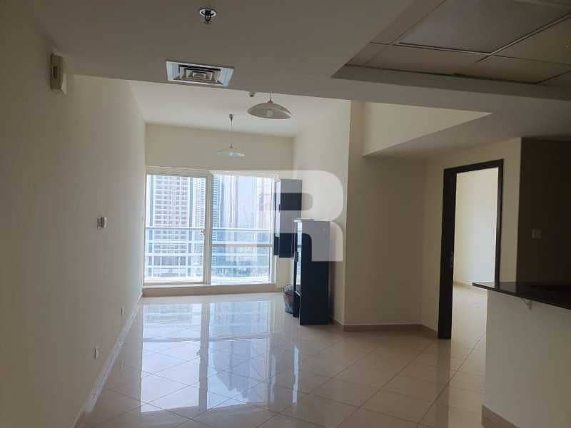 8 Huge Layout |Well Maintained |1 Bedroom
