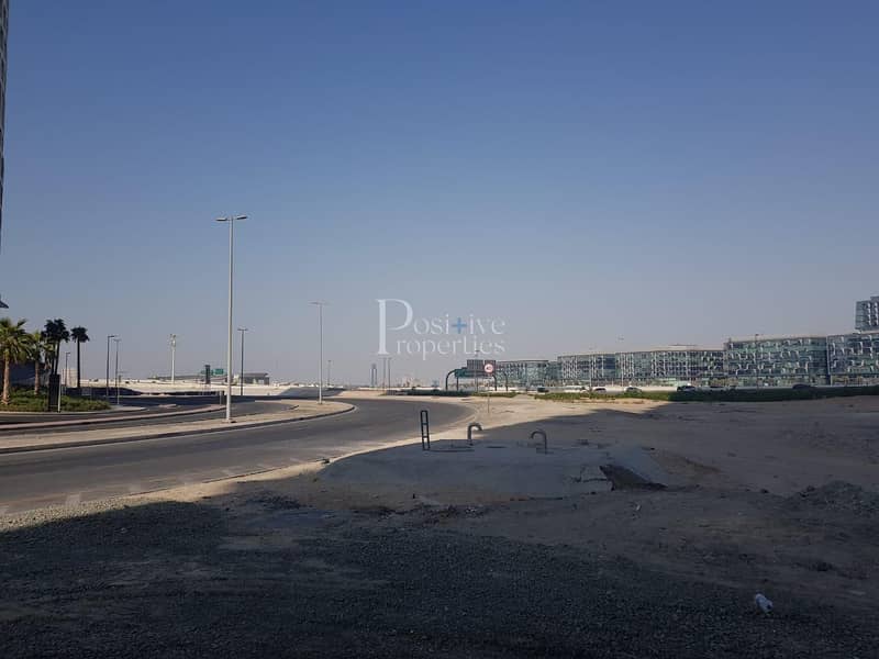 Huge price Reduction Building Plot for sale in business bay