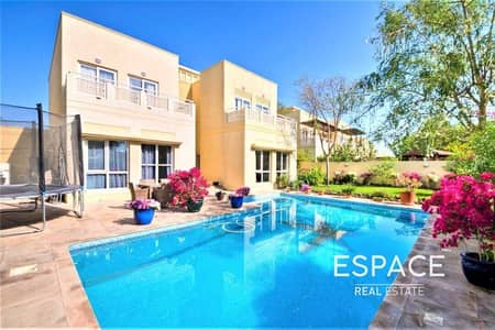 Upgraded | 4BR | Private Pool | Well Presented