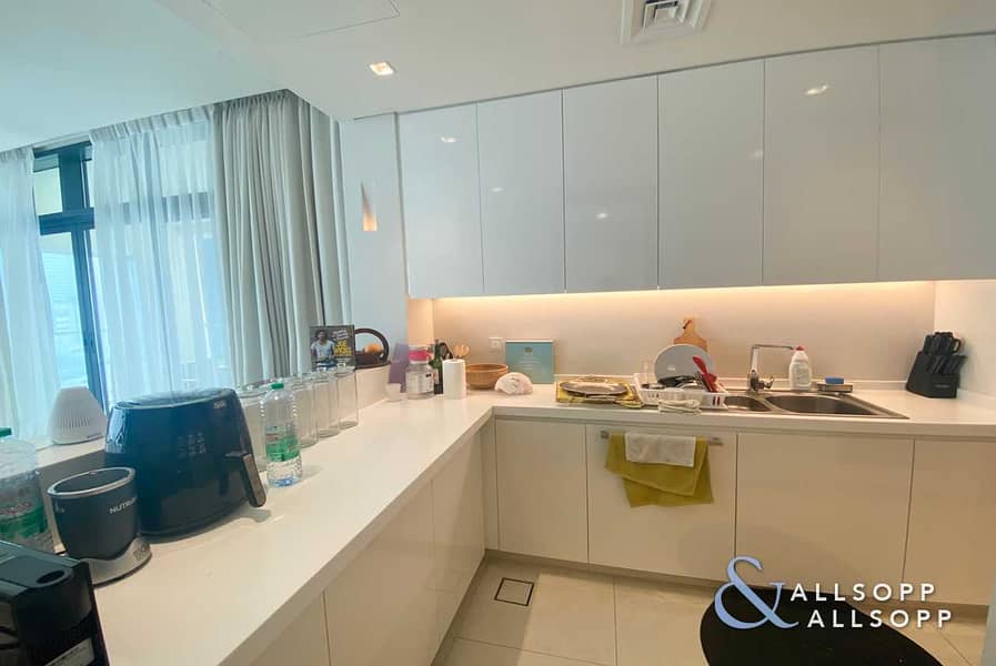7 Serviced Apartment | 2 Bed | Vida Residence