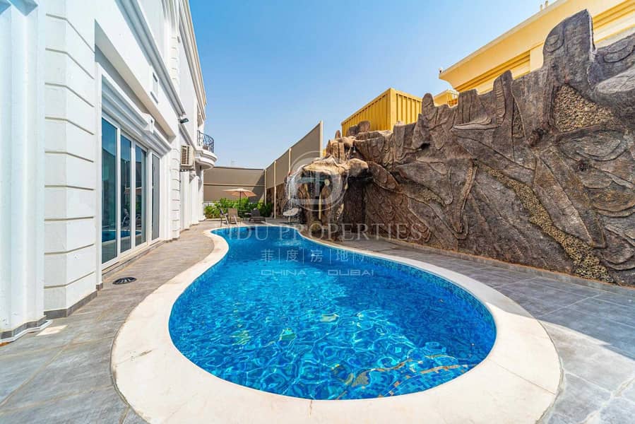 3 Luxury villa with private pool | Premium location