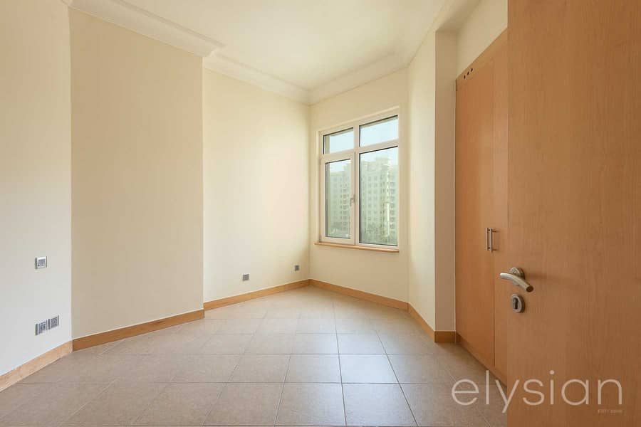 9 4 Chqs | Partial Sea View | Appliances Included