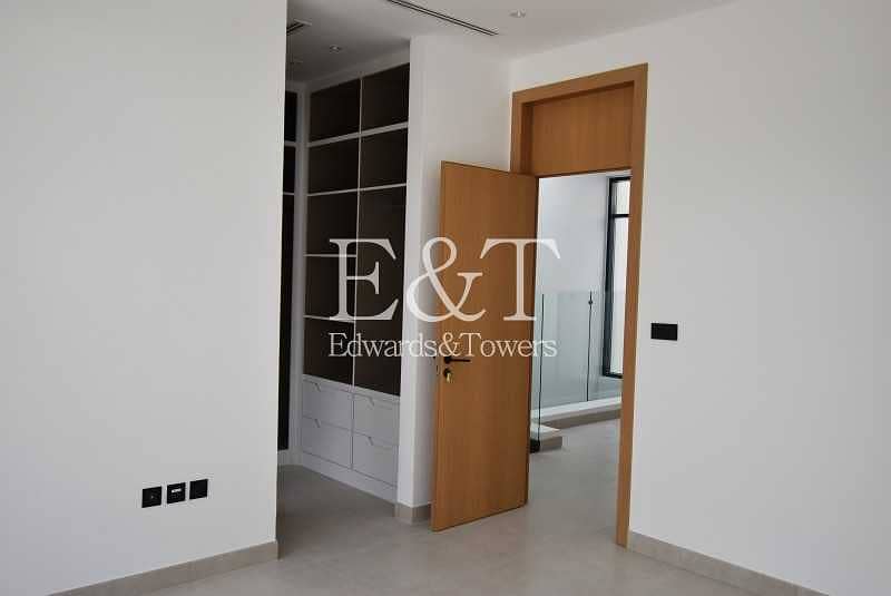 12 Beautiful 4bed+maid townhouse| Jumeirah Luxury Community