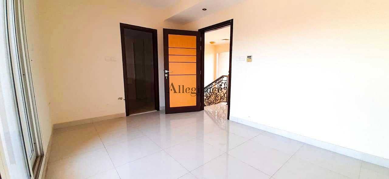 spacious villa| Corner|Ready to move spacious villa| Corner|Ready to move