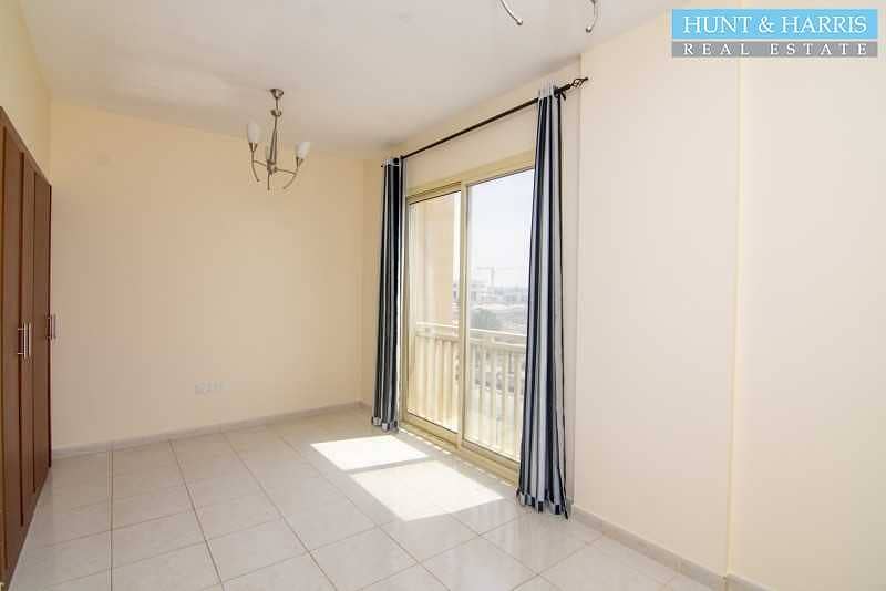 9 Great Community - Spacious Studio -  Great Investment