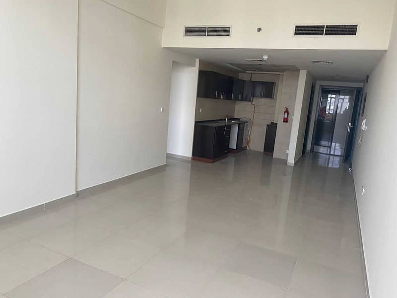 Spacious | Nice layout | Well-kept | Chiller Free Spacious | Nice layout | Well-kept | Chiller Free