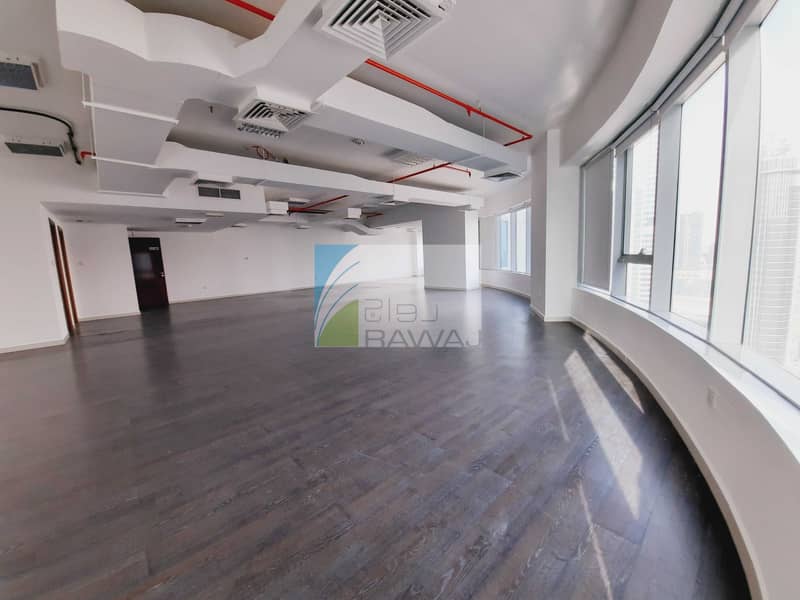 HUGE FITTED OFFICE FOR RENT | CLOSE TO METRO STATION