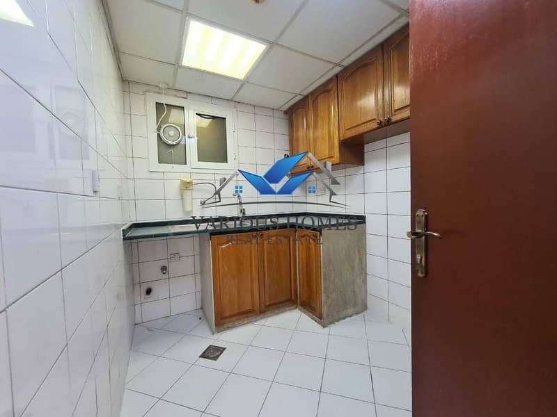 18 Very Nice 3 Bed Room Hall in Neat and Clean Building | Split Ac | Excellent Building | 50k