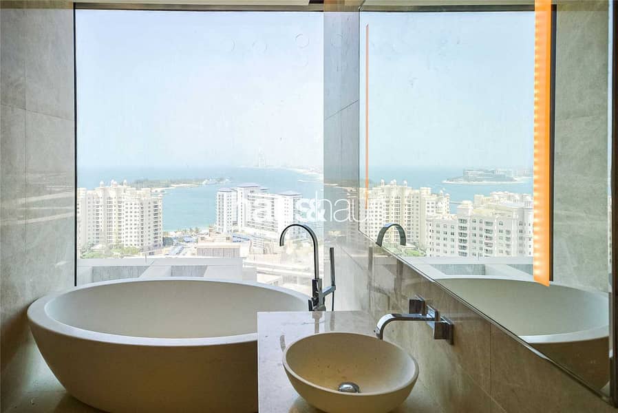 13 New to market | Penthouse | 360 views | Waterfall