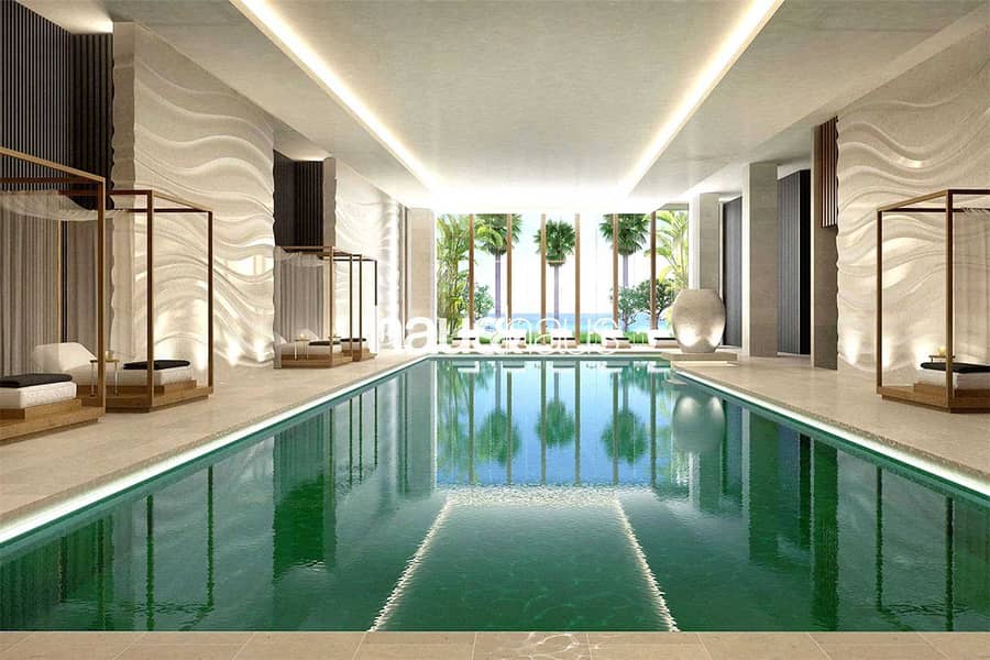 13 Looking for the most luxurious home | Beach access