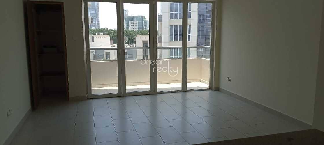 5 POOL VIEW/ HIGH QUALITY /SPACIOUS 1 BHK FOR RENT @40K ONE CHEQUE