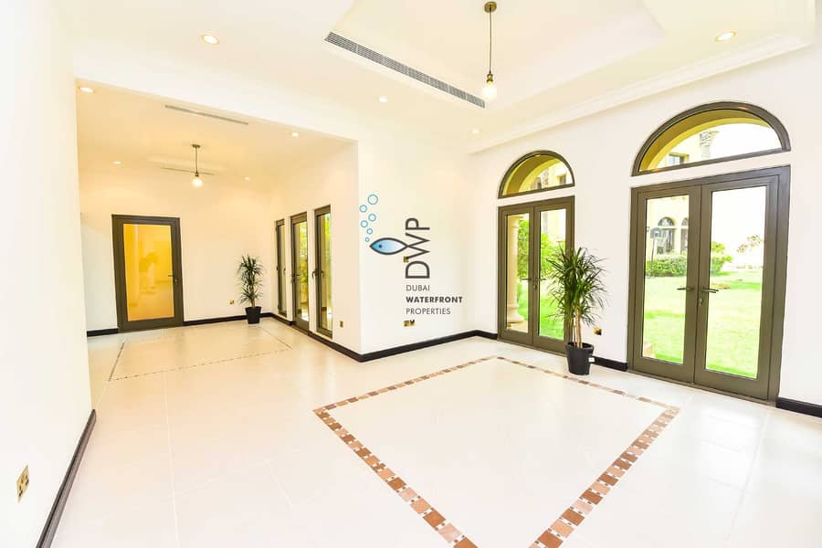 6 Exclusive Palm Jumeirah Canal Cove F36 | 3BR Villa + Study + Maids Room | Full 5* Maintenance Package inclusive of rent