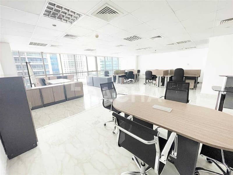 3 Bright Office / Fully Furnished / Open Layout