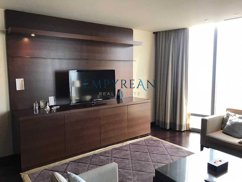2 Luxurious | Fully Furnished| SZR View| higher floor