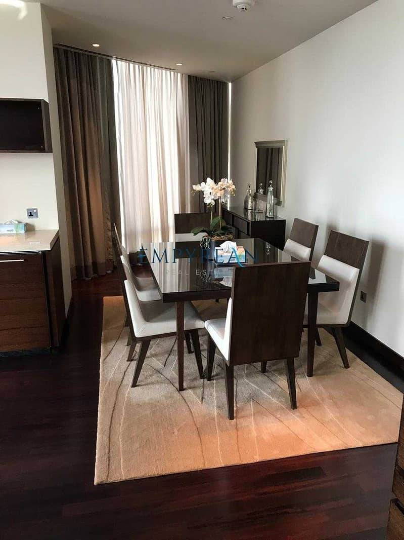 3 Luxurious | Fully Furnished| SZR View| higher floor