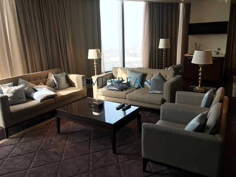 5 Luxurious | Fully Furnished| SZR View| higher floor