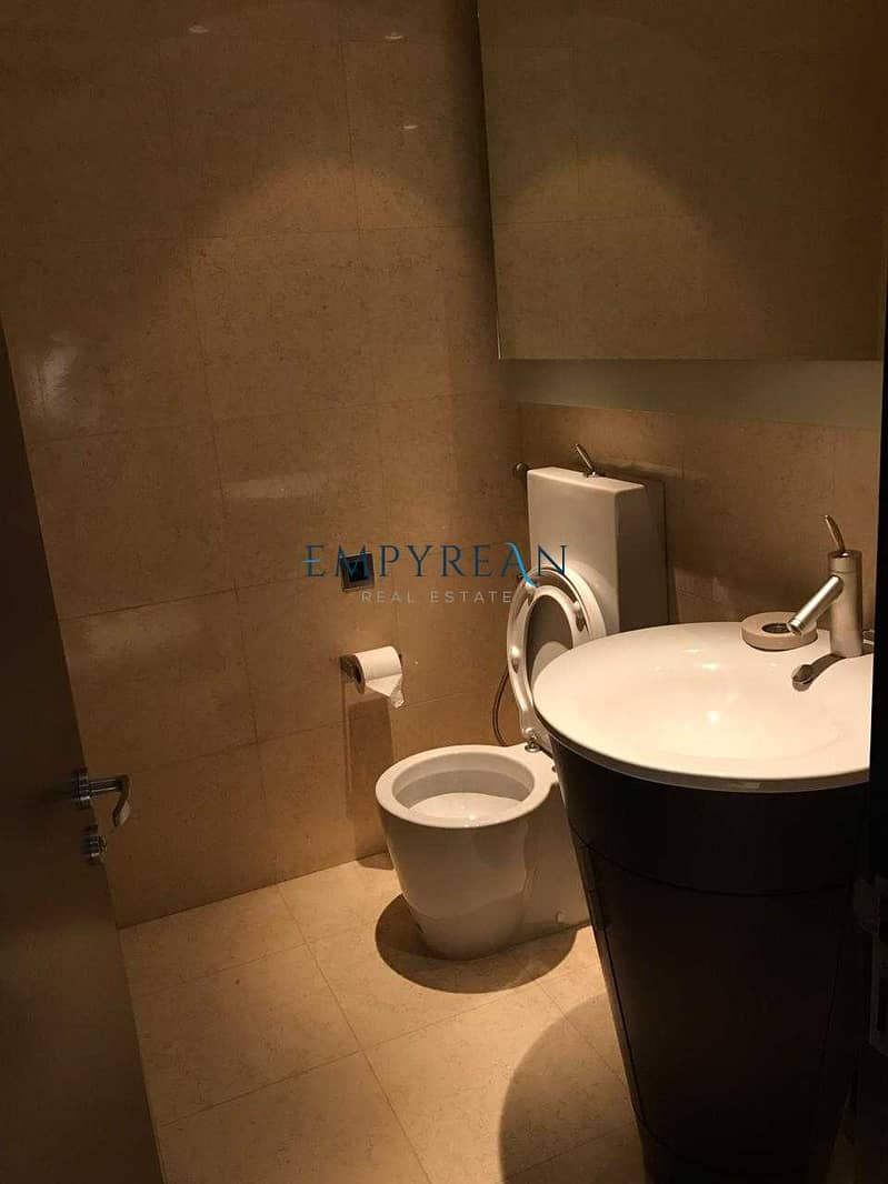 9 Luxurious | Fully Furnished| SZR View| higher floor