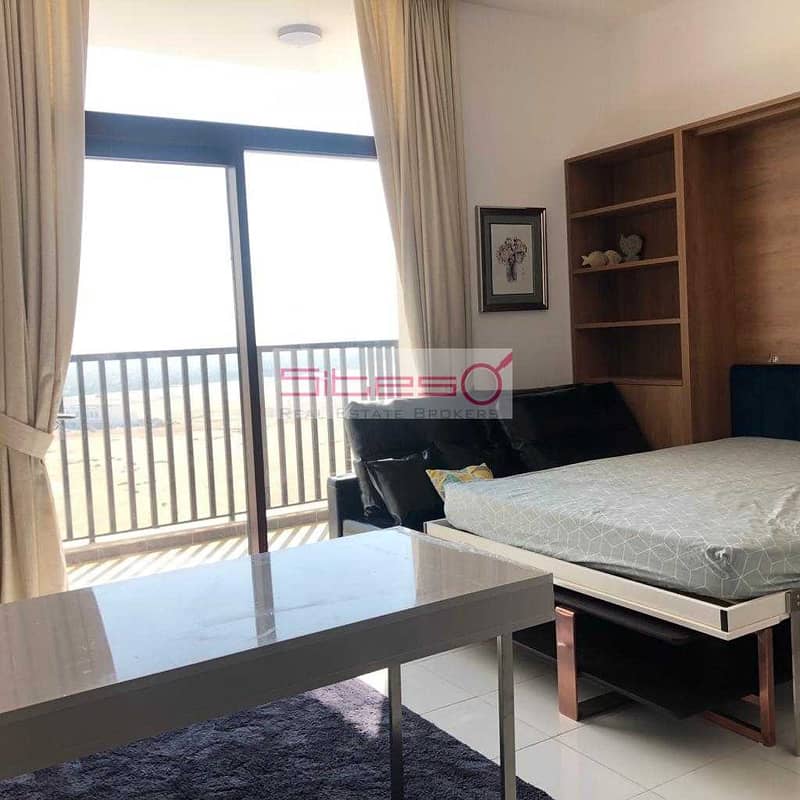 5 Luxurious Furnished Studio / closed toDiscovery Metro