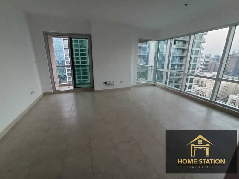 12 HIGH FLOOR | CANAL AND GOLF COURSE VIEW | BRIGHT AND SPACIOUS