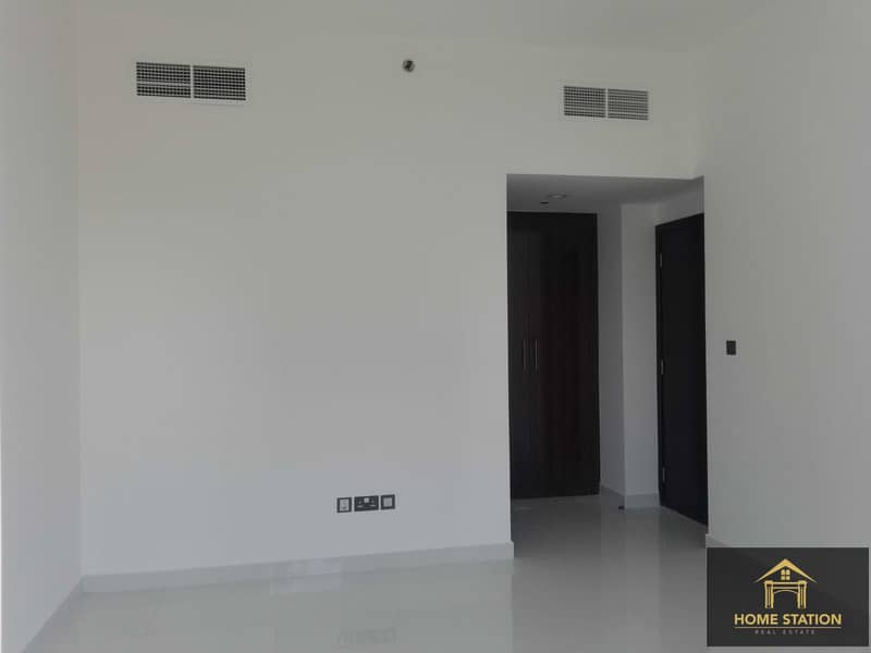 5 Chiller free brand new building Arabian gate offer 2bedroom for rent 55555 / 2 chq