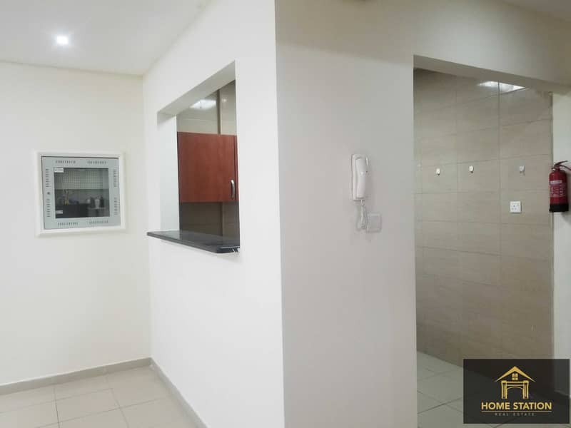 11 Most affordable offer spacious 1 bedroom at a prime location for rent in silicon oasis 29999/4 chq