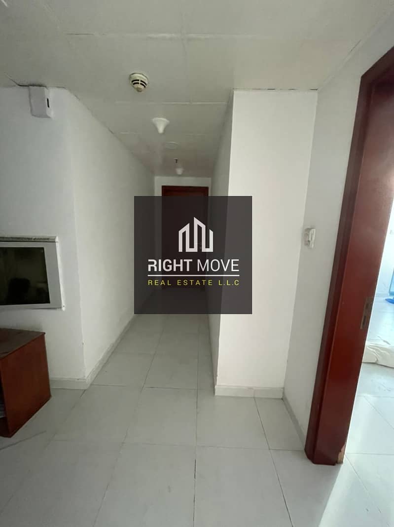 7 Spacious 2BHK For Rent in Falcon Towers