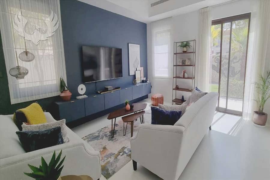 Stunning upgraded 1e on pool and park vacant on transfer Stunning upgraded 1e on pool and park vacant on transfer